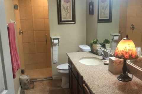 House in Spring Hill, Florida 3 bedrooms, 355.54 sq.m. № 1515614 - photo 15