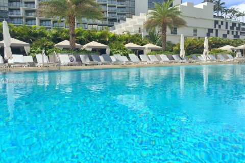 Снять в аренду кондоминиум в Майами-Бич, Флорида 1 спальня, 78.04м2, № 1957744 - фото 6