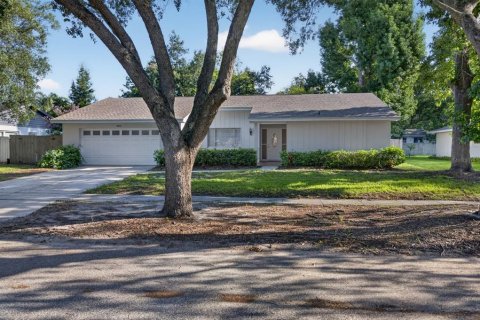 House in Orlando, Florida 4 bedrooms, 176.98 sq.m. № 2208548 - photo 4