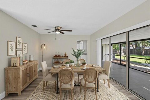 House in Orlando, Florida 4 bedrooms, 176.98 sq.m. № 2208548 - photo 15