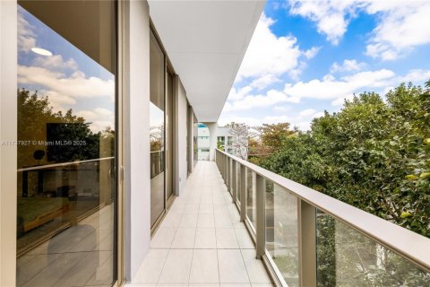 Condo in Miami, Florida, 3 bedrooms  № 1764830 - photo 20