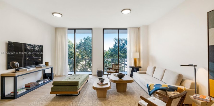 Condo in Miami, Florida, 3 bedrooms  № 1764830