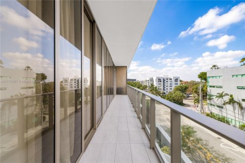 Condo in Miami, Florida, 3 bedrooms  № 1764830 - photo 19