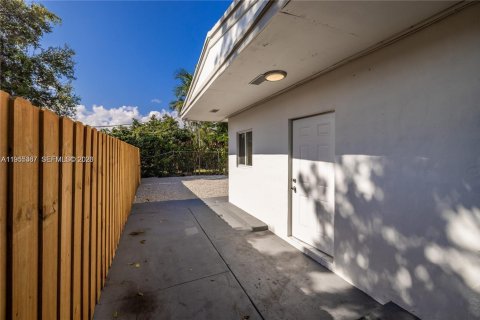 Casa en Miami, Florida 1 dormitorio, 60.39 m2 № 2010185