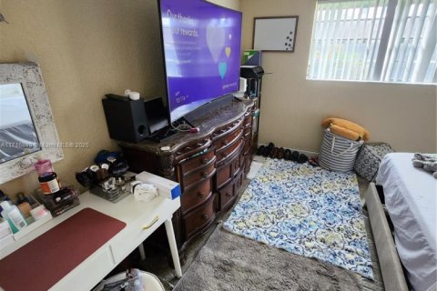 Condo in Plantation, Florida, 1 bedroom  № 1868295 - photo 14