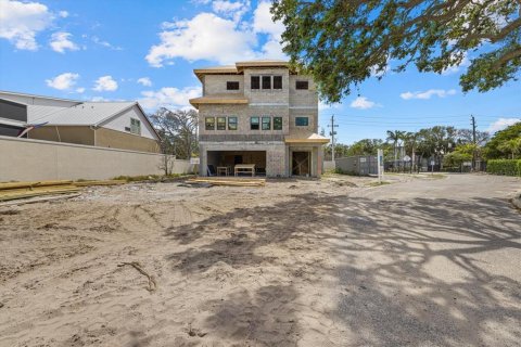 Villa ou maison à vendre à Sarasota, Floride: 4 chambres, 275.92 m2 № 1526596 - photo 15