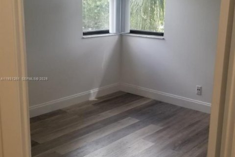 Снять в аренду кондоминиум в Плантация, Флорида 2 спальни, 89.46м2, № 1989828 - фото 11