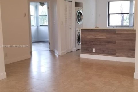 Снять в аренду кондоминиум в Плантация, Флорида 2 спальни, 89.46м2, № 1989828 - фото 4