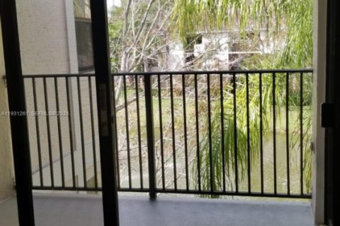 Снять в аренду кондоминиум в Плантация, Флорида 2 спальни, 89.46м2, № 1989828 - фото 6