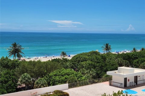 Copropriété à vendre à Hollywood, Floride: 1 chambre, 65.4 m2 № 1451330 - photo 13