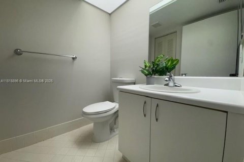 Copropriété à vendre à Pembroke Pines, Floride: 1 chambre, 98.1 m2 № 1776326 - photo 14