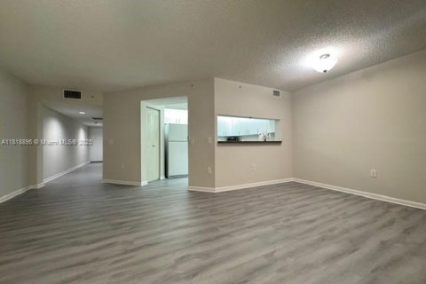 Copropriété à vendre à Pembroke Pines, Floride: 1 chambre, 98.1 m2 № 1776326 - photo 16