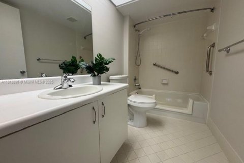 Copropriété à vendre à Pembroke Pines, Floride: 1 chambre, 98.1 m2 № 1776326 - photo 9