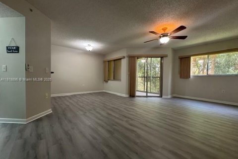 Copropriété à vendre à Pembroke Pines, Floride: 1 chambre, 98.1 m2 № 1776326 - photo 11