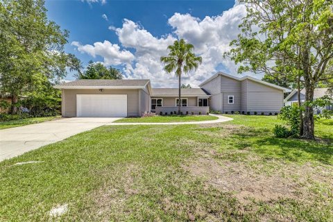 Villa ou maison à vendre à Lakeland, Floride: 3 chambres, 183.95 m2 № 1757670 - photo 1