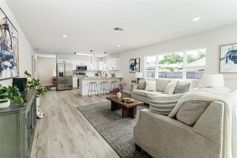 Villa ou maison à vendre à Lakeland, Floride: 3 chambres, 183.95 m2 № 1757670 - photo 8