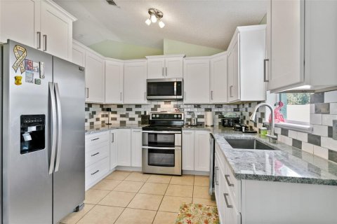 House in Palm Coast, Florida 3 bedrooms, 142.6 sq.m. № 1906670 - photo 8