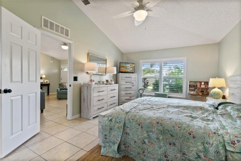 House in Palm Coast, Florida 3 bedrooms, 142.6 sq.m. № 1906670 - photo 22
