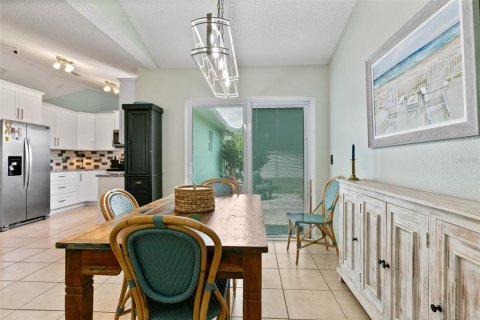 House in Palm Coast, Florida 3 bedrooms, 142.6 sq.m. № 1906670 - photo 16