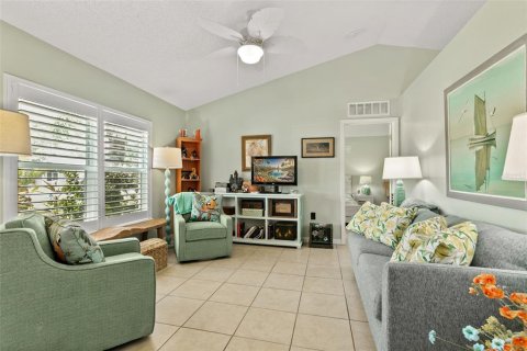 House in Palm Coast, Florida 3 bedrooms, 142.6 sq.m. № 1906670 - photo 6