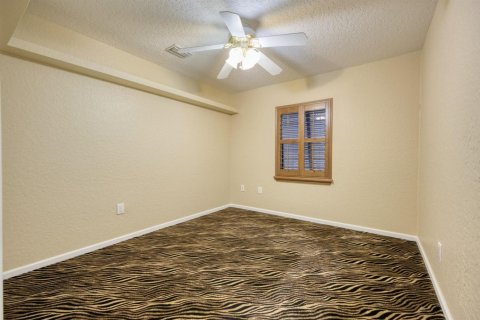 House in Palm Springs, Florida 2 bedrooms, 107.02 sq.m. № 2190510 - photo 28