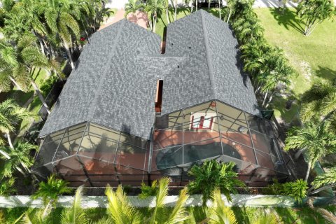 House in Palm Springs, Florida 2 bedrooms, 107.02 sq.m. № 2190510 - photo 15