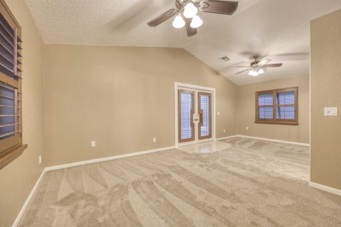 House in Palm Springs, Florida 2 bedrooms, 107.02 sq.m. № 2190510 - photo 30
