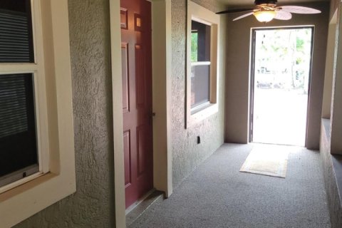 House in Palm Springs, Florida 2 bedrooms, 107.02 sq.m. № 2190510 - photo 11