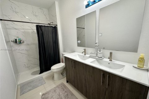 Casa en venta en Florida City, Florida, 5 dormitorios, 176.7 m2 № 2034997 - foto 15