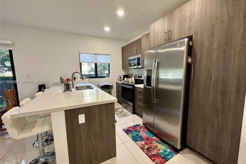 Casa en venta en Florida City, Florida, 5 dormitorios, 176.7 m2 № 2034997 - foto 6