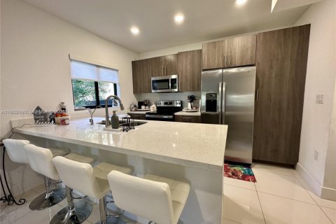 Casa en venta en Florida City, Florida, 5 dormitorios, 176.7 m2 № 2034997 - foto 5