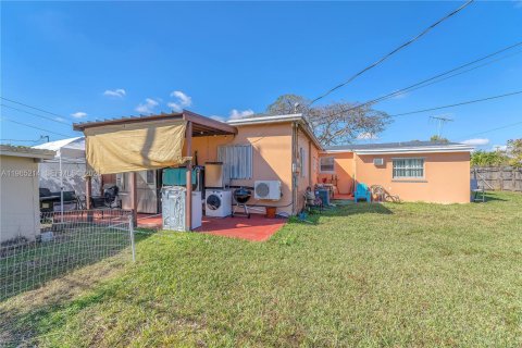 Купить виллу или дом в Майами, Флорида 4 спальни, 179.12м2, № 2027156 - фото 19