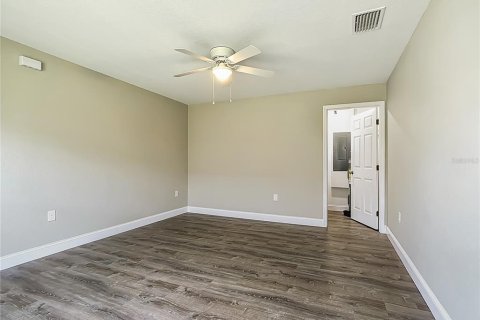 House in Lakeland, Florida 3 bedrooms, 116.96 sq.m. № 1840629 - photo 19