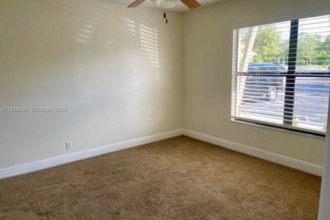 Copropriété à louer à West Palm Beach, Floride: 1 chambre, 65.03 m2 № 1983017 - photo 4