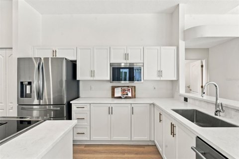 Villa ou maison à vendre à Palm Harbor, Floride: 4 chambres, 227.52 m2 № 2409017 - photo 9