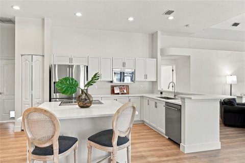 Villa ou maison à vendre à Palm Harbor, Floride: 4 chambres, 227.52 m2 № 2409017 - photo 3