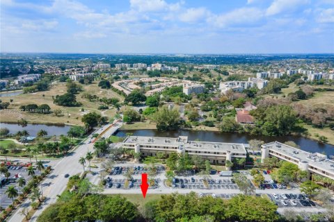 Propiedad comercial en venta en Fort Lauderdale, Florida № 1965099 - foto 6