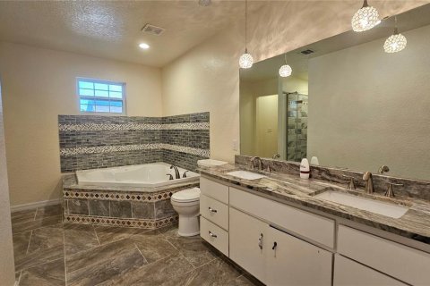 Villa ou maison à vendre à Eustis, Floride: 4 chambres, 215.81 m2 № 2410392 - photo 24