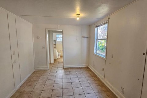 Villa ou maison à vendre à Eustis, Floride: 4 chambres, 215.81 m2 № 2410392 - photo 28