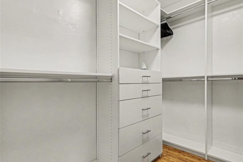 Condo in Saint Petersburg, Florida, 1 bedroom  № 2150293 - photo 17