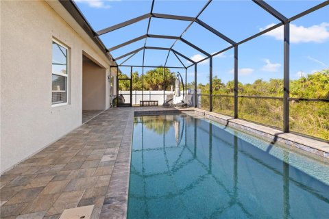 Villa ou maison à vendre à Port Charlotte, Floride: 4 chambres, 249.44 m2 № 1577435 - photo 4