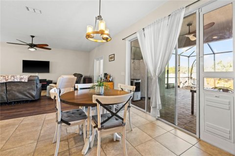 Villa ou maison à vendre à Port Charlotte, Floride: 4 chambres, 249.44 m2 № 1577435 - photo 29