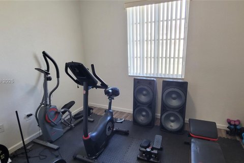 Casa en venta en Homestead, Florida, 5 dormitorios, 289.86 m2 № 1727024 - foto 19