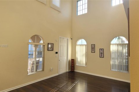 Casa en venta en Homestead, Florida, 5 dormitorios, 289.86 m2 № 1727024 - foto 4