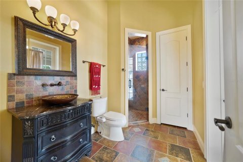 House in Windermere, Florida 5 bedrooms, 371.61 sq.m. № 1782772 - photo 17