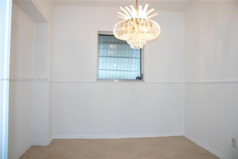 Casa en venta en Oakland Park, Florida, 3 dormitorios, 120.4 m2 № 2055132 - foto 5