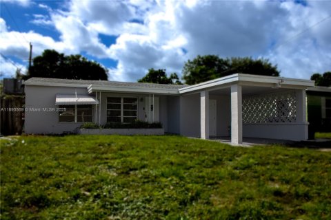 Casa en Oakland Park, Florida 3 dormitorios, 120.4 m2 № 2055132