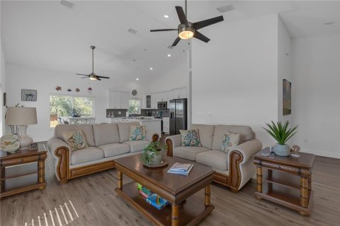 Commercial property in Tampa, Florida 278.71 sq.m. № 1614601 - photo 12
