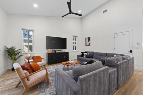 Villa ou maison à vendre à Tampa, Floride: 3 chambres, 145.86 m2 № 2419668 - photo 24