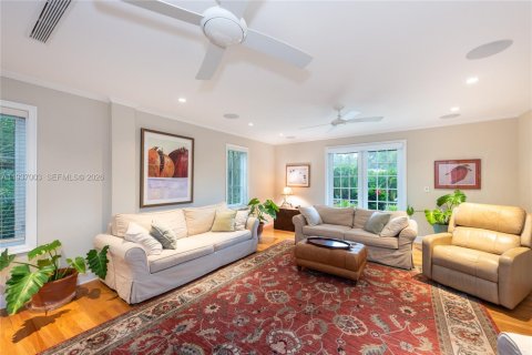 Villa ou maison à vendre à Coral Gables, Floride: 6 chambres, 455.78 m2 № 1995247 - photo 10